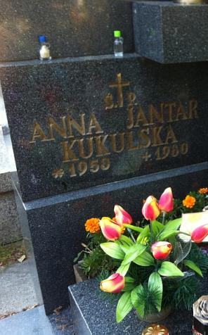 Oni odeszli, piosenki pozostały. Dziś Dzień Zaduszny