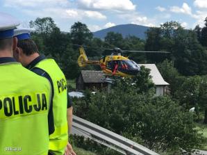 Wypadek na Zakopiance. Ranne dzieci