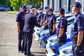 [VIDEO] Nowe radiowozy dla komend policji
