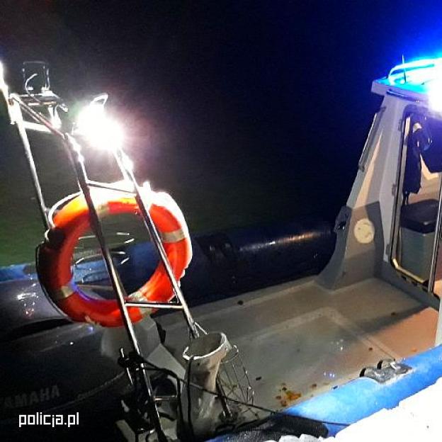 Rzeszów: Wznowiono poszukiwania mężczyzny na Jeziorze Solińskim