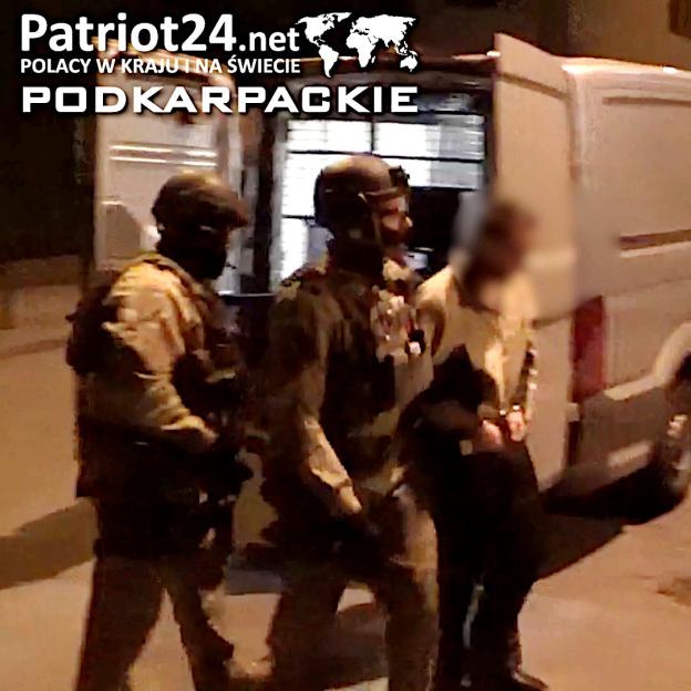 [VIDEO] Bestialsko pobił mężczyznę - usłyszał zarzut usiłowania zabójstwa